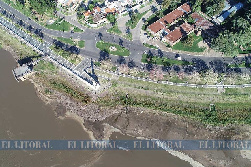 Desde el Drone: Laguna Setúbal con el río a 1,30
