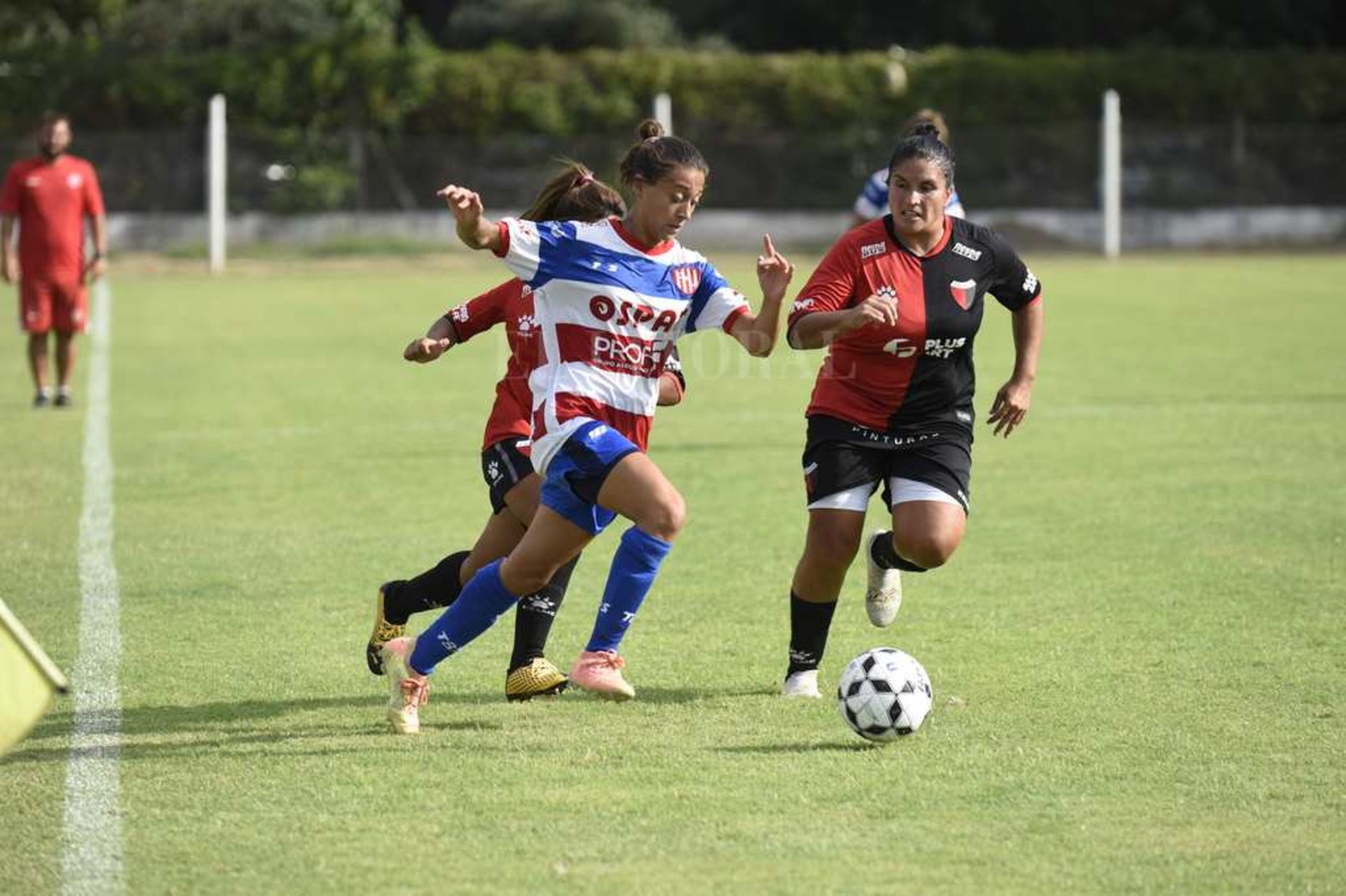 4 a 1 goleó el equipo Unión a Colón en el clásico femenino.