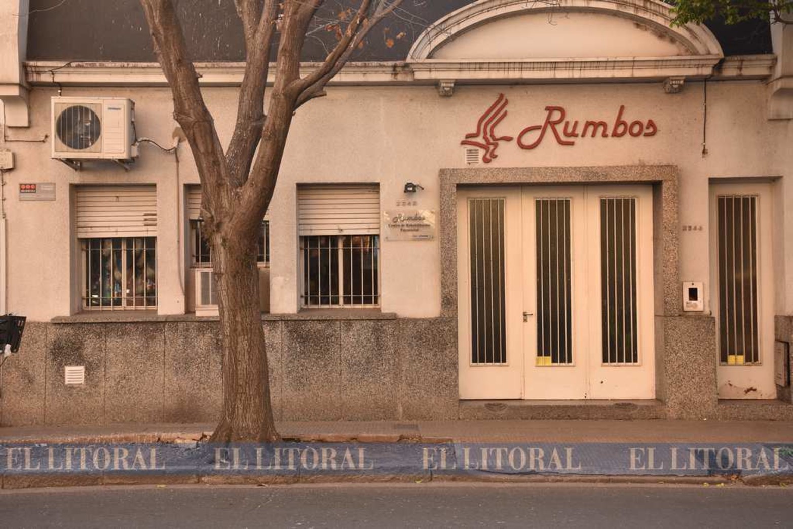 La fachada de la sede que está ubicada en el microncentro en calle Suipcaha 2646.