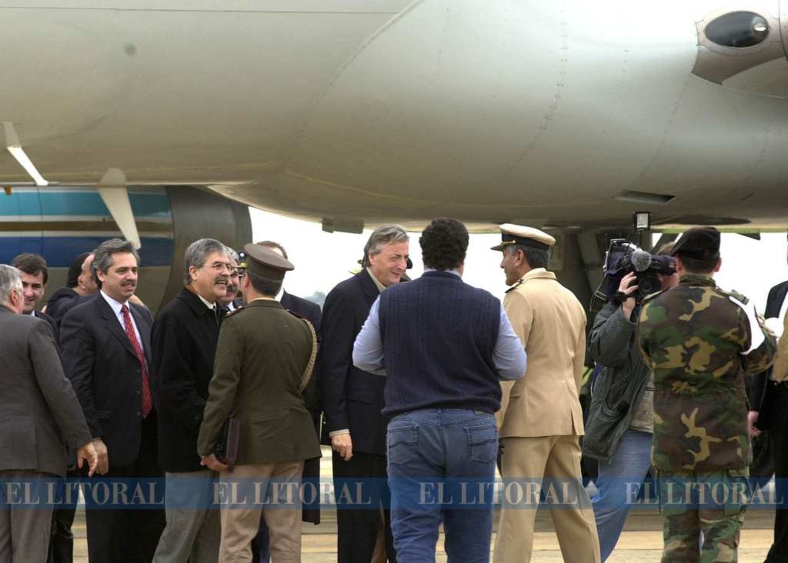 9 de junio de 2005. En la llegada al aeropuerto de Sauce Viejo.