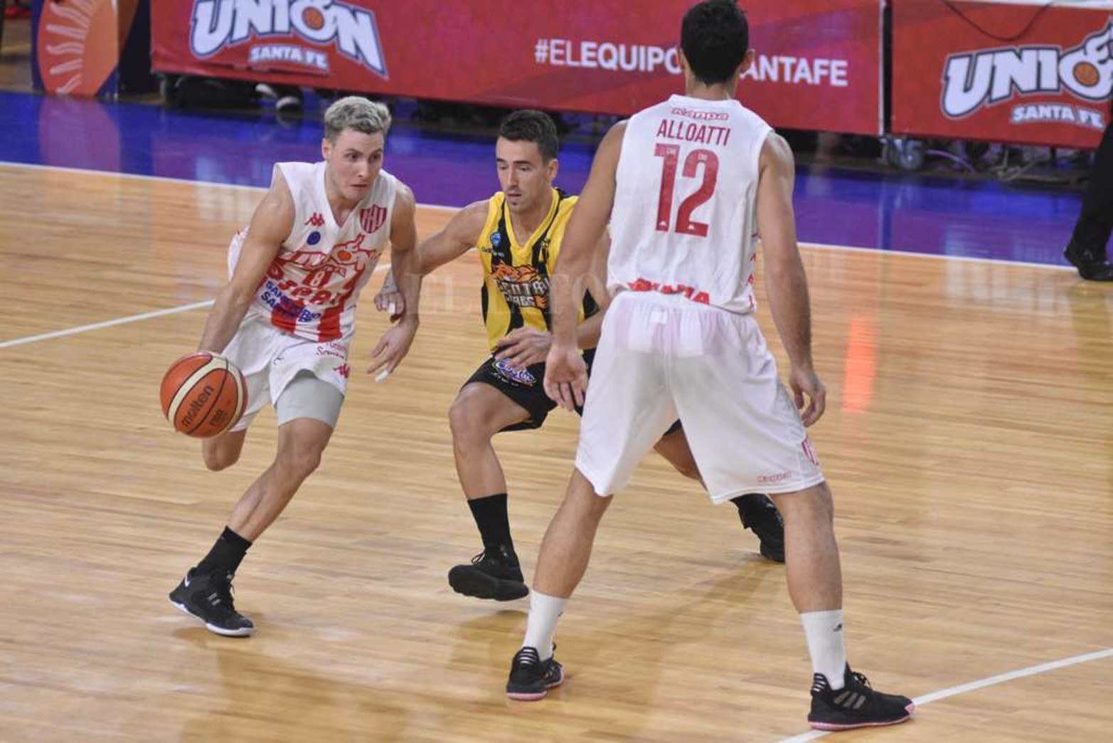 Unión volvió a ganar por una abultada diferencia por 92 a 75. Esta vez frente a Villa San Martín de Resistencia.