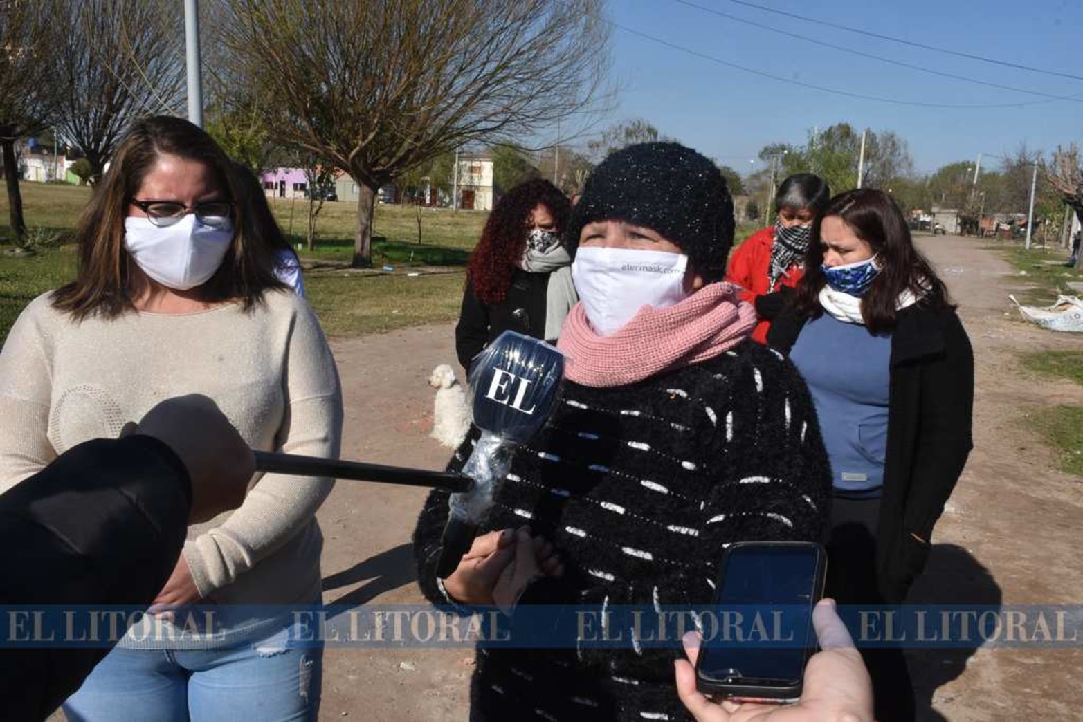 Dos veces por semana brinda un merendero y es a noche. Hace cinco años que funcionan.
