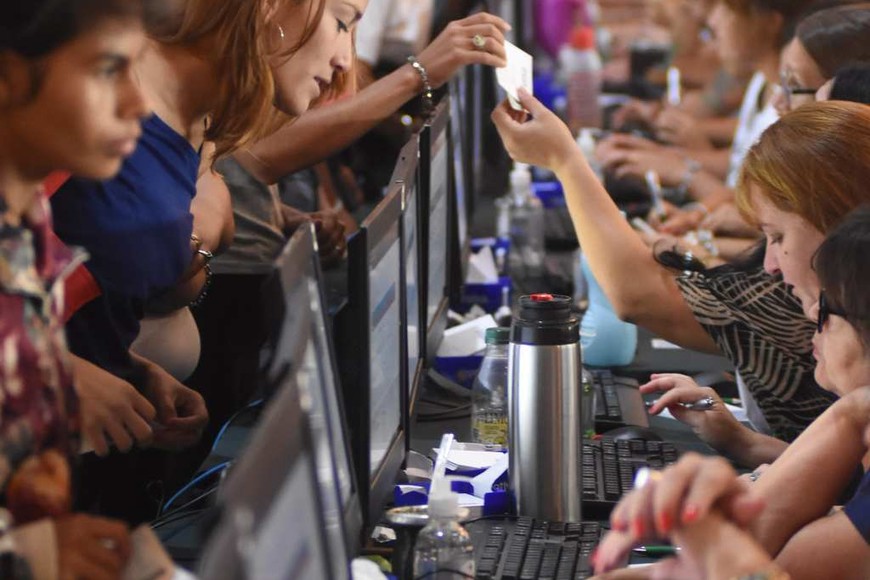 Comenzó la entrega de las tarjetas Alimentar