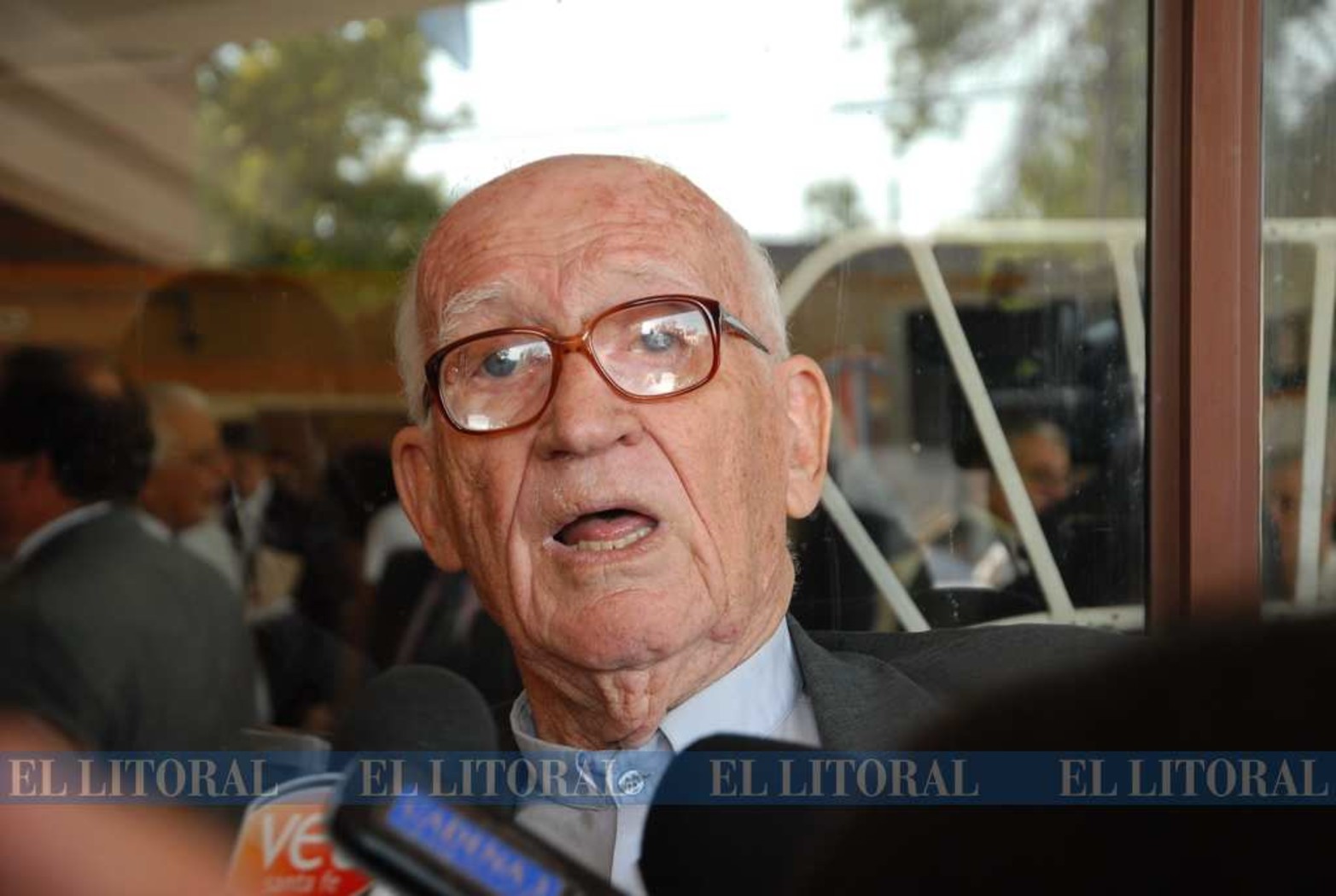 Acto por 1er. año reapertura Panificación Furman Padre Atilio Rosso