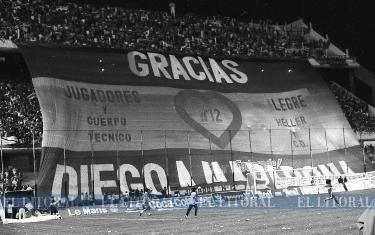 En 1983, al cumplirse 80 años de la fundación de la cancha de Boca.