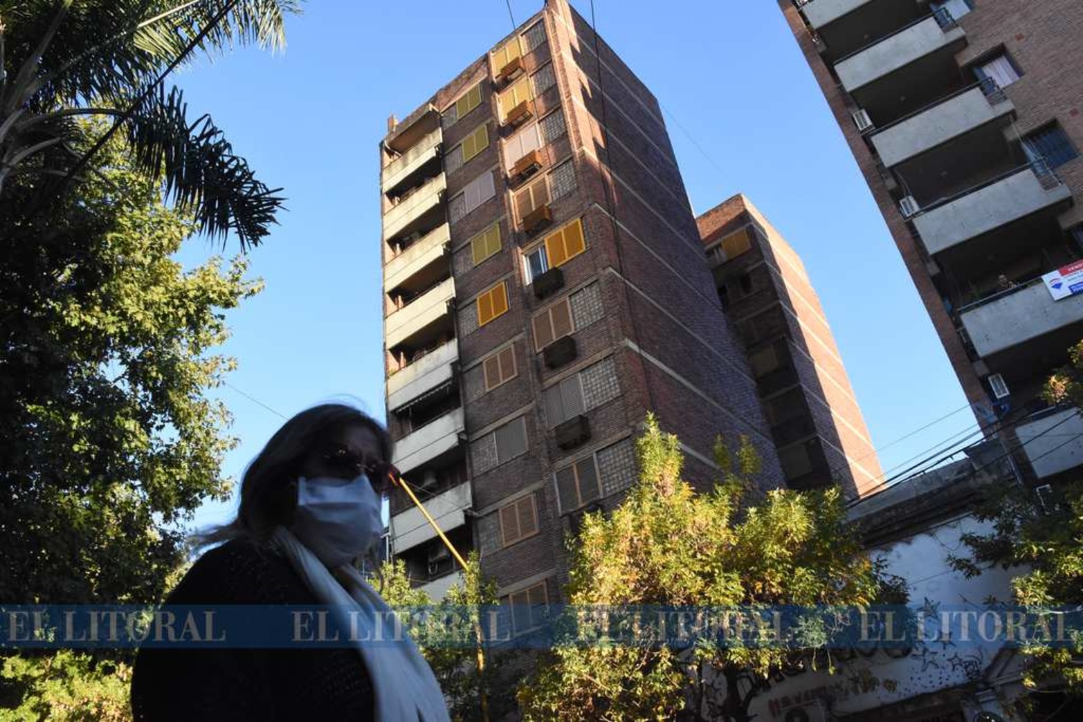 Incendio en un edificio de calle Suipacha con consecuencias fatales para su octogenaria ocupante .