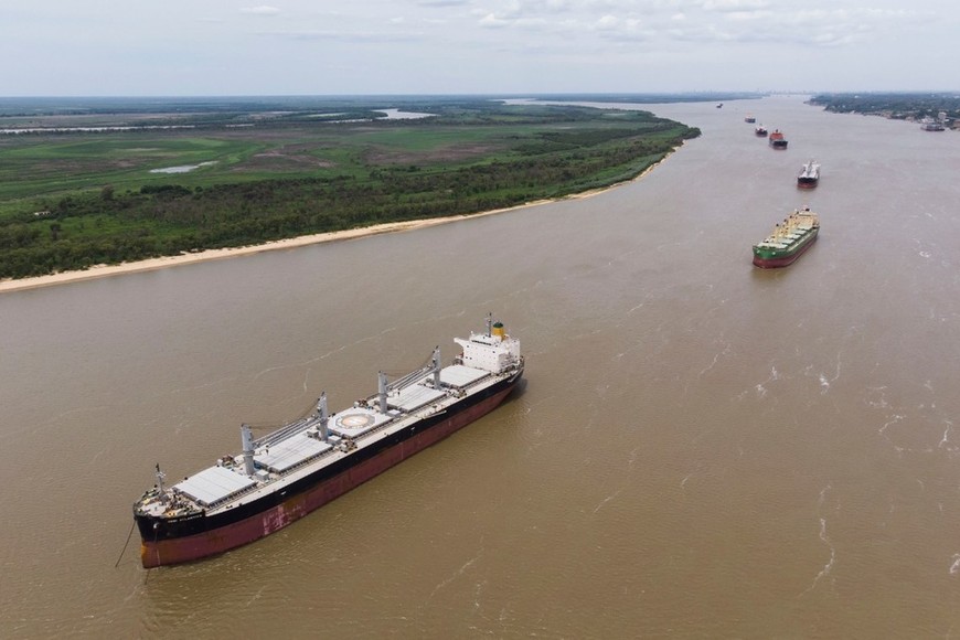 Paran los aceiteros en los puertos del sur de la provincia
