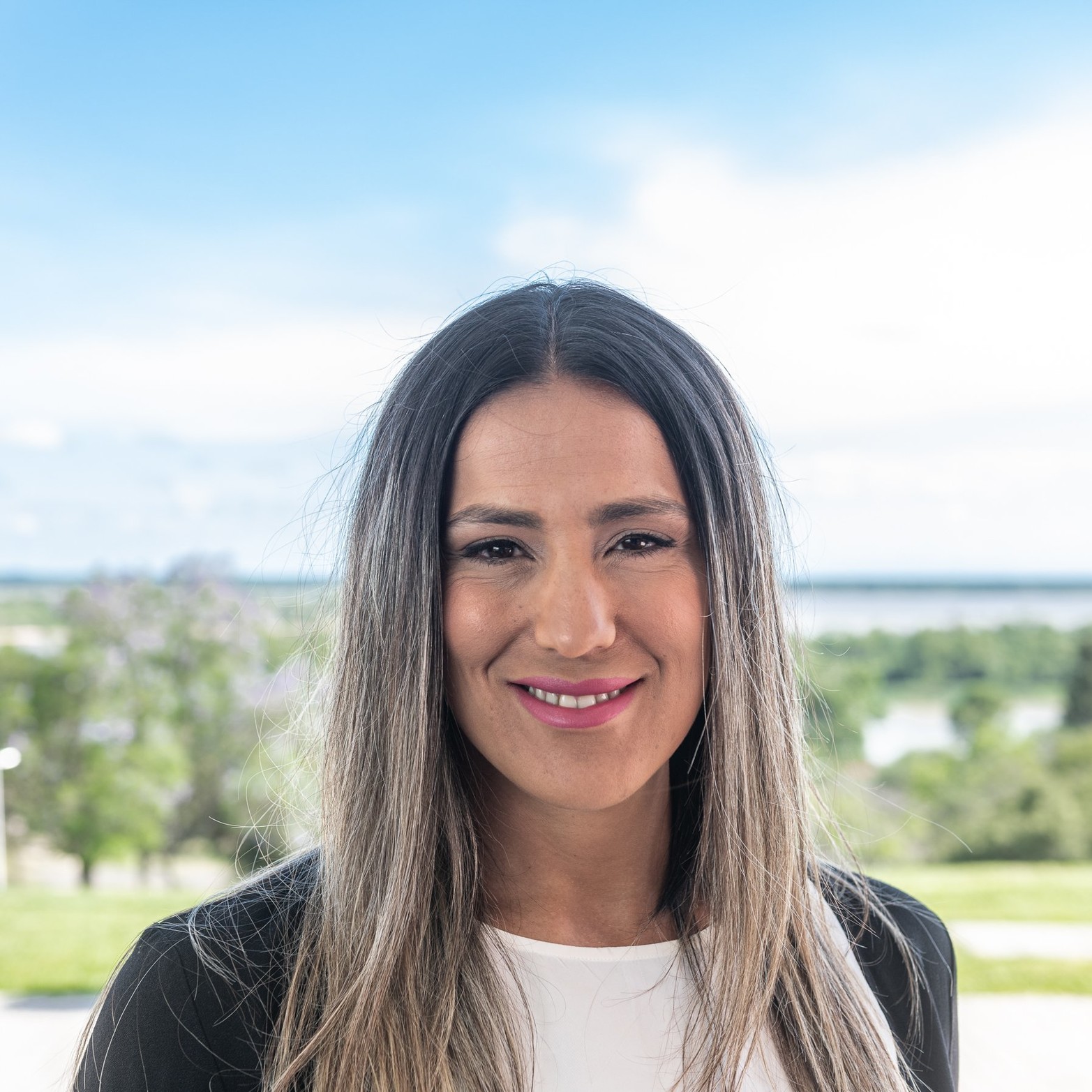Camila Farías es Lic. en Comunicación Social y Master en Asesoramiento de Imagen y Consultoría Política. Será Secretaria de Coordinación Estratégica, que articulará el trabajo de las áreas de Comunicación, Cultura, Turismo y Relaciones Institucionales.