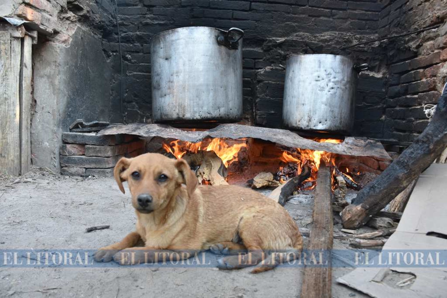 El comedor y merendero tuvo su génesis poco tiempo después de iniciado la cuarentena en marzo pasado. Actualmente 250 personas reciben la cena de lunes a viernes y el desayuno los sábados.