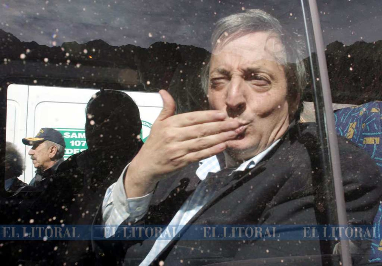 El 2 de agosto de 2003, en Jujuy el helicóptero tuvo que hacer una aterrizaje de emergencia.