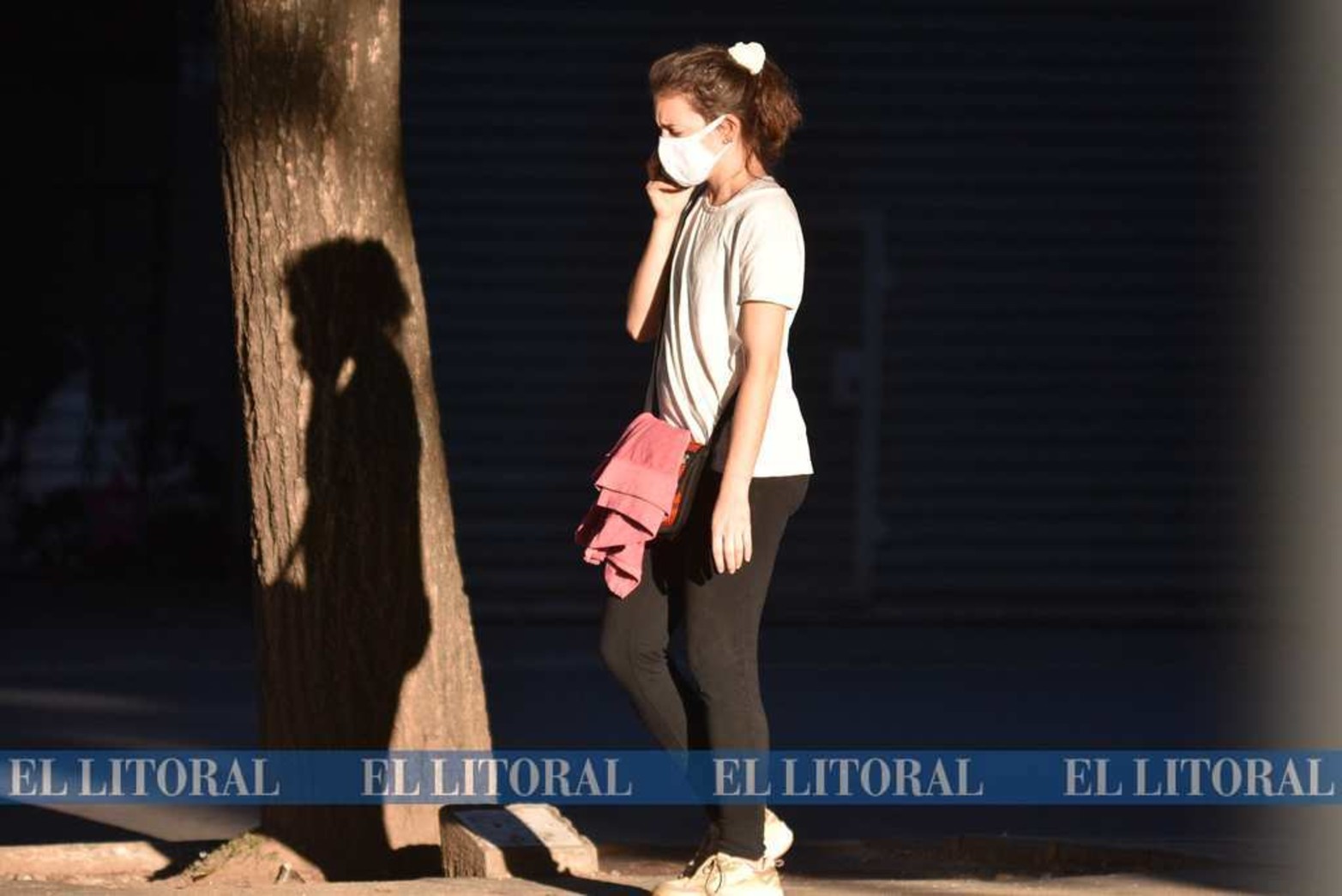 La luz del otoño en el aislamiento. En estos 40 días de aislamiento, muchos de ellos fueron con temperaturas ideales para estar en espacio verdes.