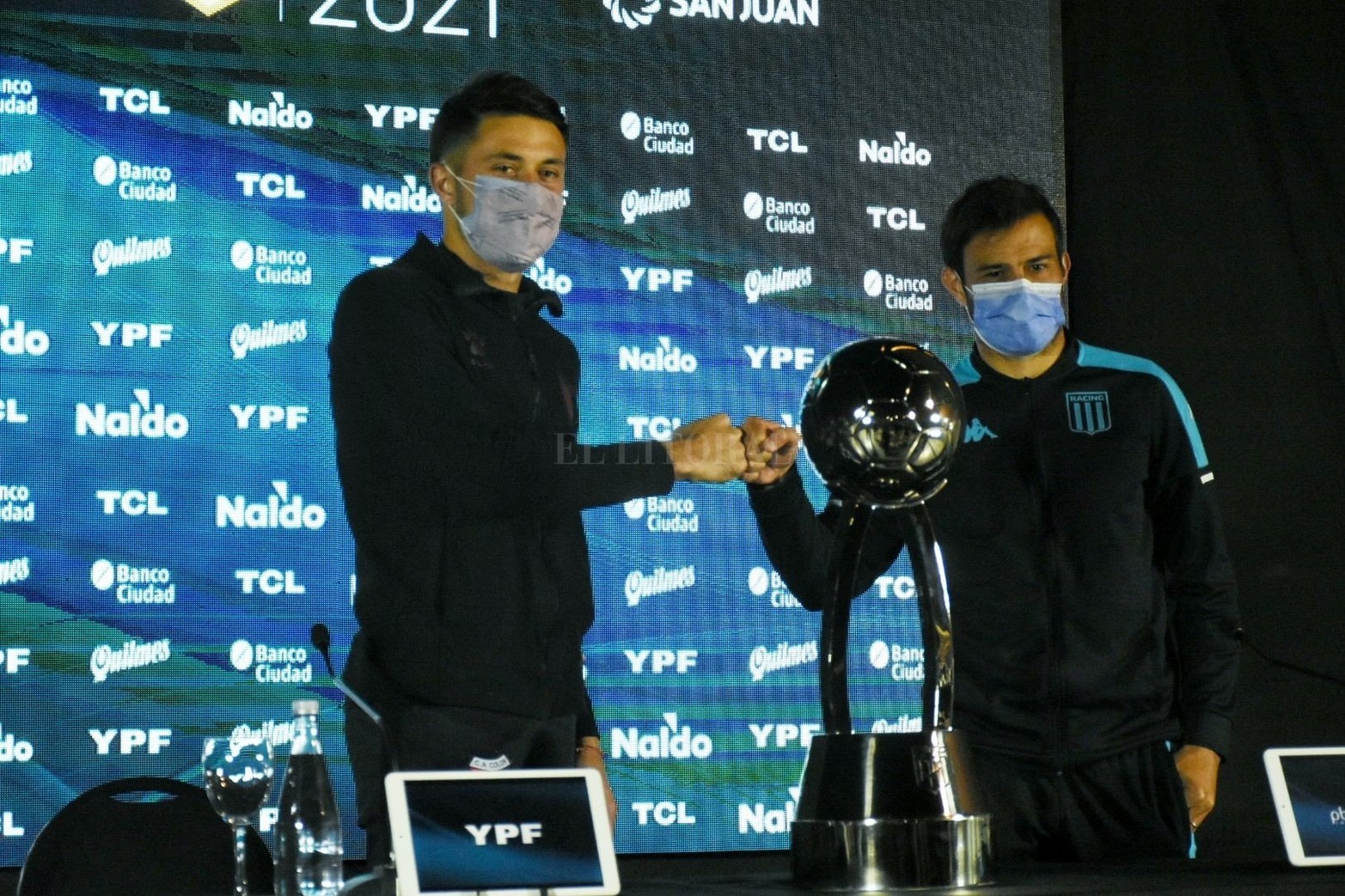 A horas de la final de la Copa de la Liga Profesional entre Colón y Racing, Facundo Garcés, la figura del sabalero en el triunfo ante Independiente; y Darío Cvitanich, referente de Racing, brindaron sus sensaciones de cara a la histórica definición.