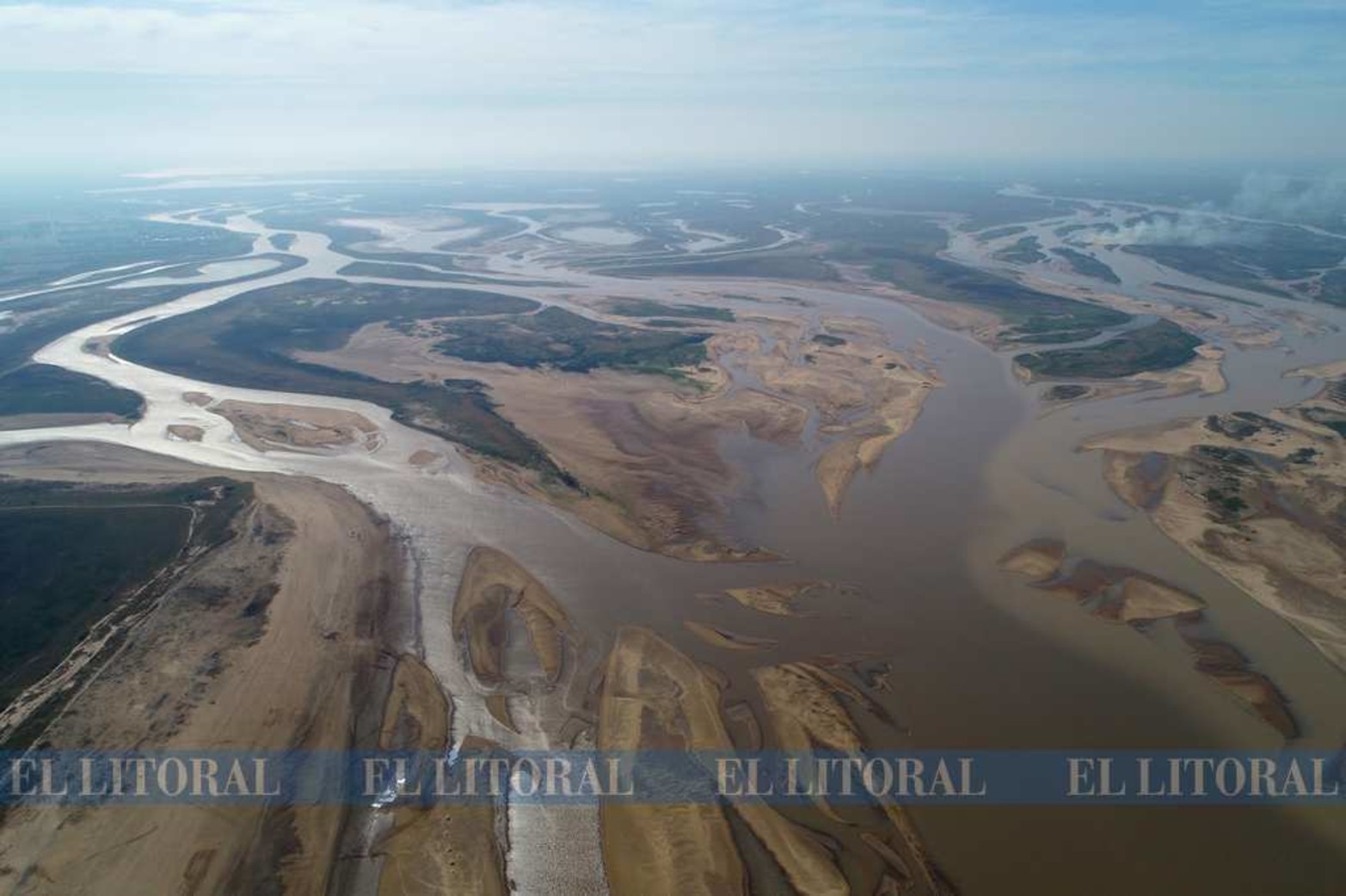 Aquí nace la laguna Setúbal. A la izquierda el arroyo el Correntoso. A la derecha de la imagen, la desembocadura del arroyo Leyes.