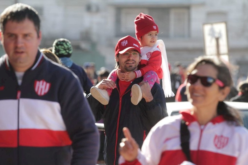 Galería del hincha Tatengue contra DyJ