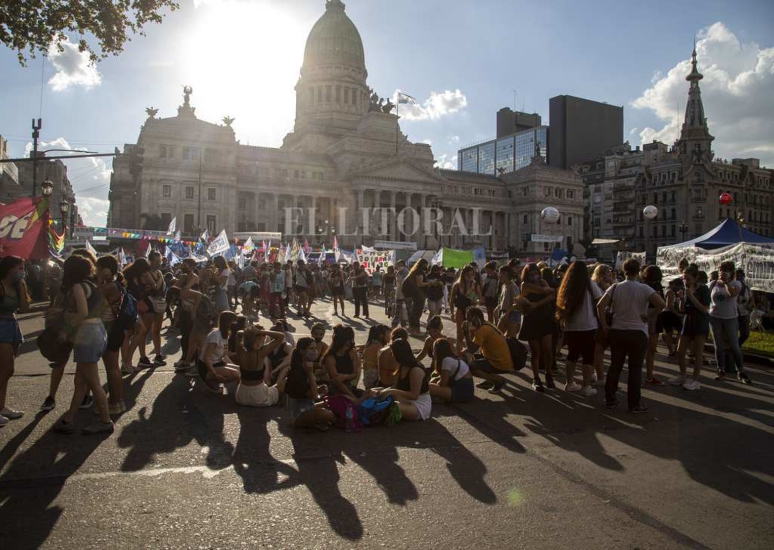 En Capital Federal en inmediaciones del Congreso Nacional.