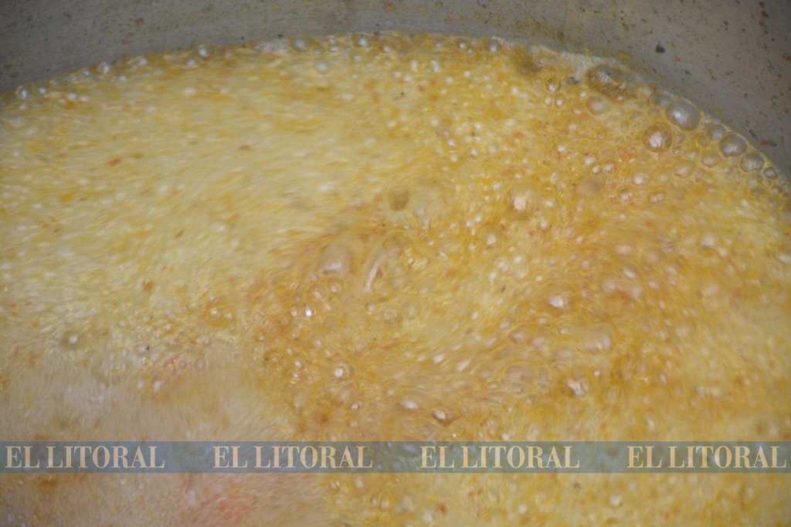 El comedor y merendero tuvo su génesis poco tiempo después de iniciado la cuarentena en marzo pasado. Actualmente 250 personas reciben la cena de lunes a viernes y el desayuno los sábados.