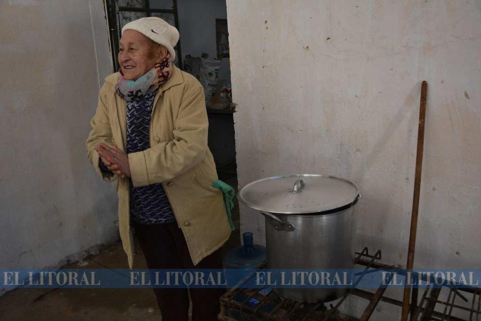 Los miércoles y viernes la vecinal brinda una copa de leche y almuerzo a 80 personas.