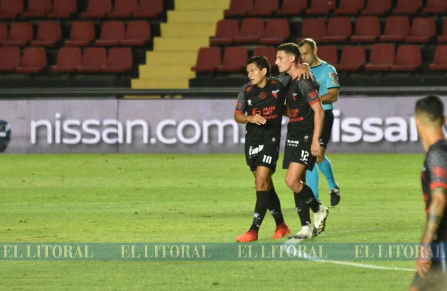 Para el aplauso la definición del Luis Miguel Rodriguez.