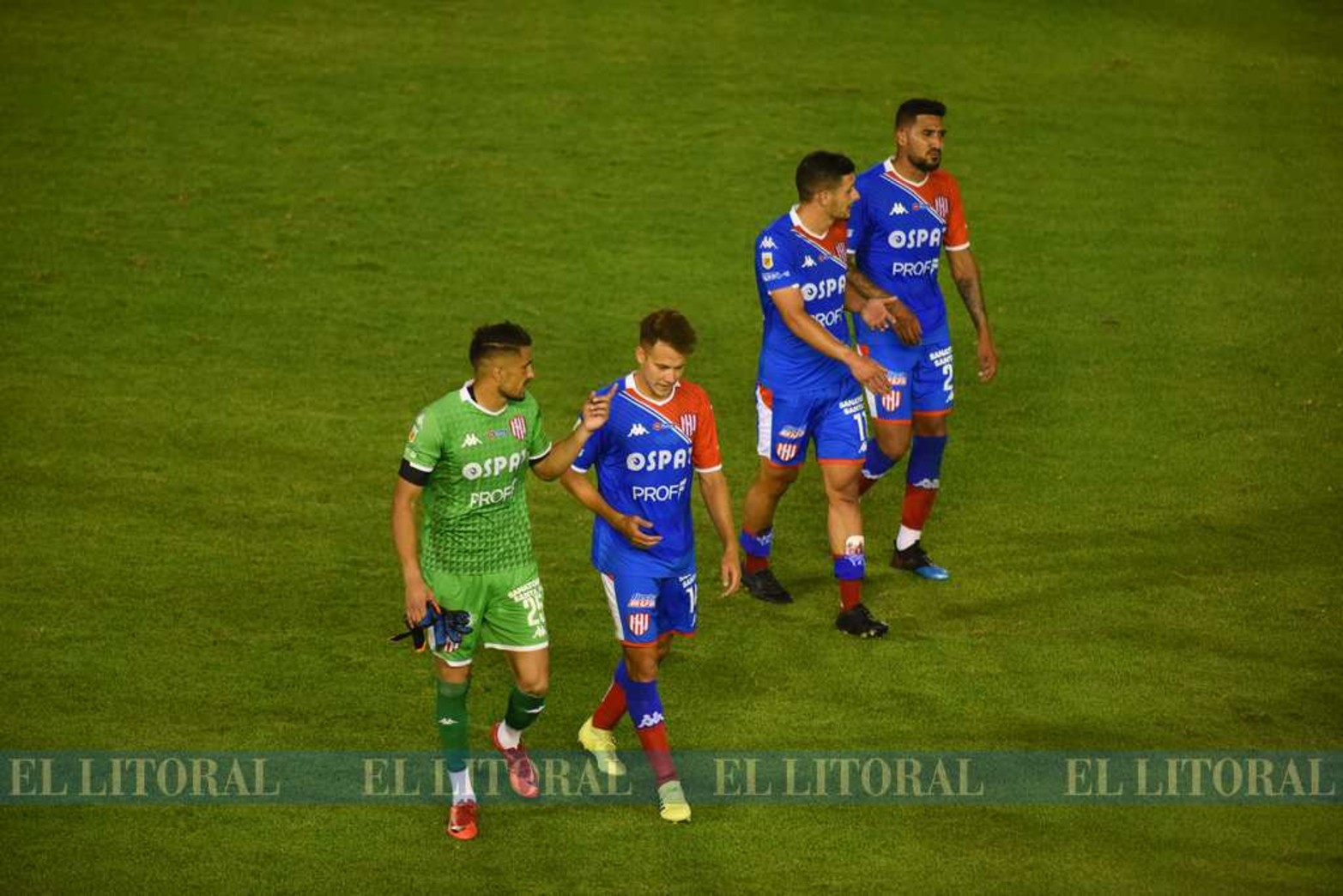 Unión sufrió su primera derrota en la Liga profesional al caer 3 a 1 contra Atlético Tucumán.