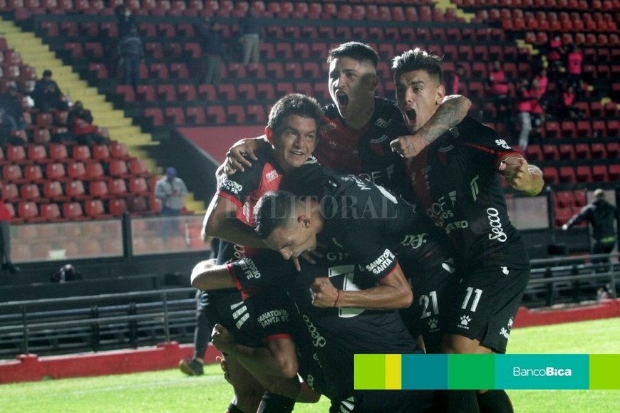 Las fotos que dejó el Clásico Santafesino