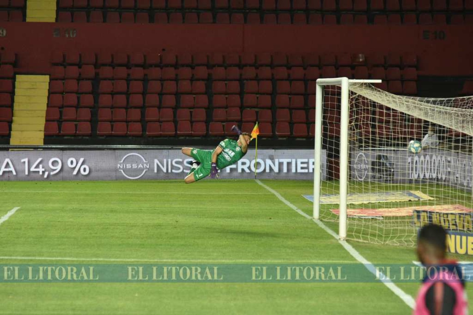 Para el aplauso la definición del Luis Miguel Rodriguez.