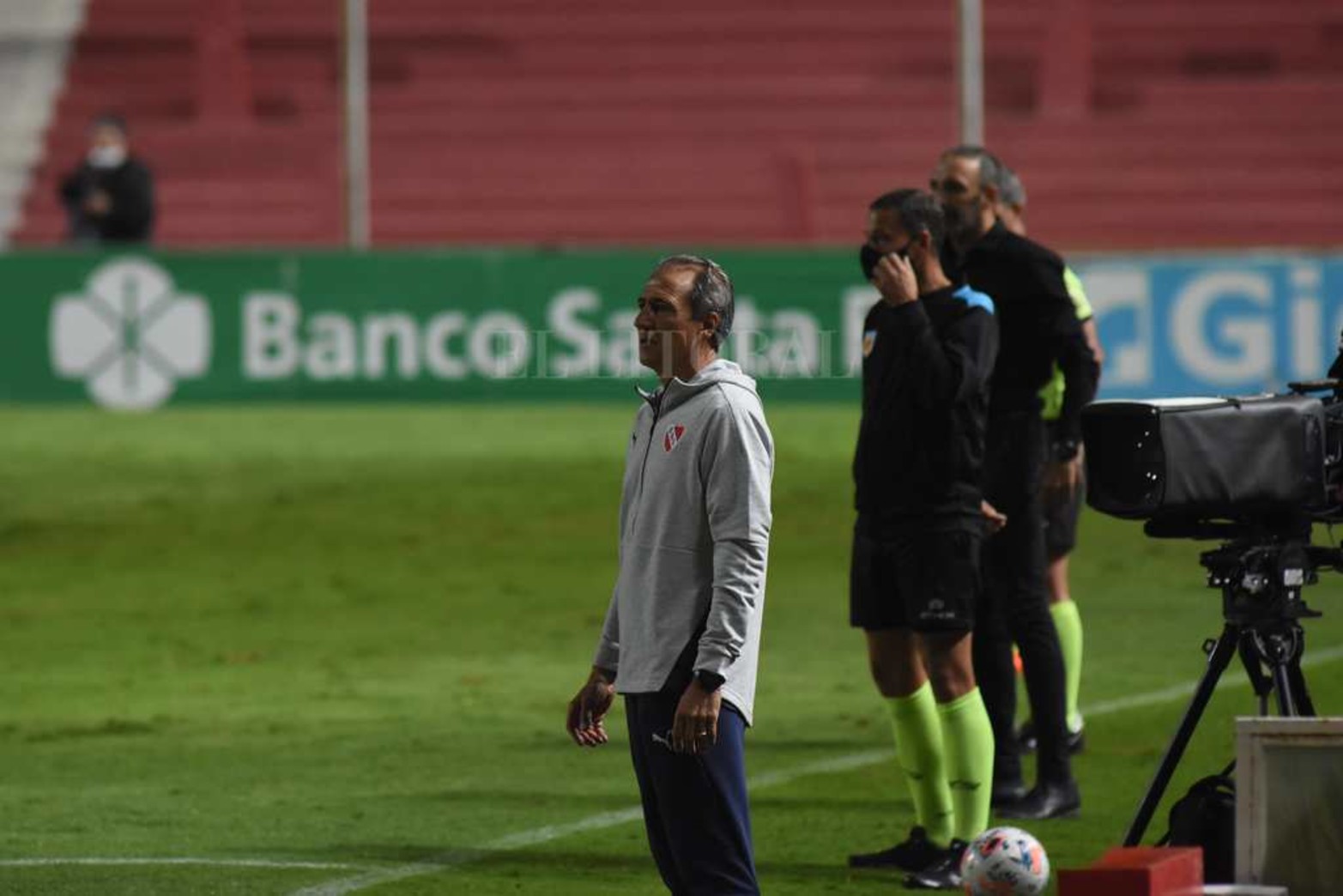 Unión empató 0 a 0 con Independiente y sus chances de clasificar se complican.