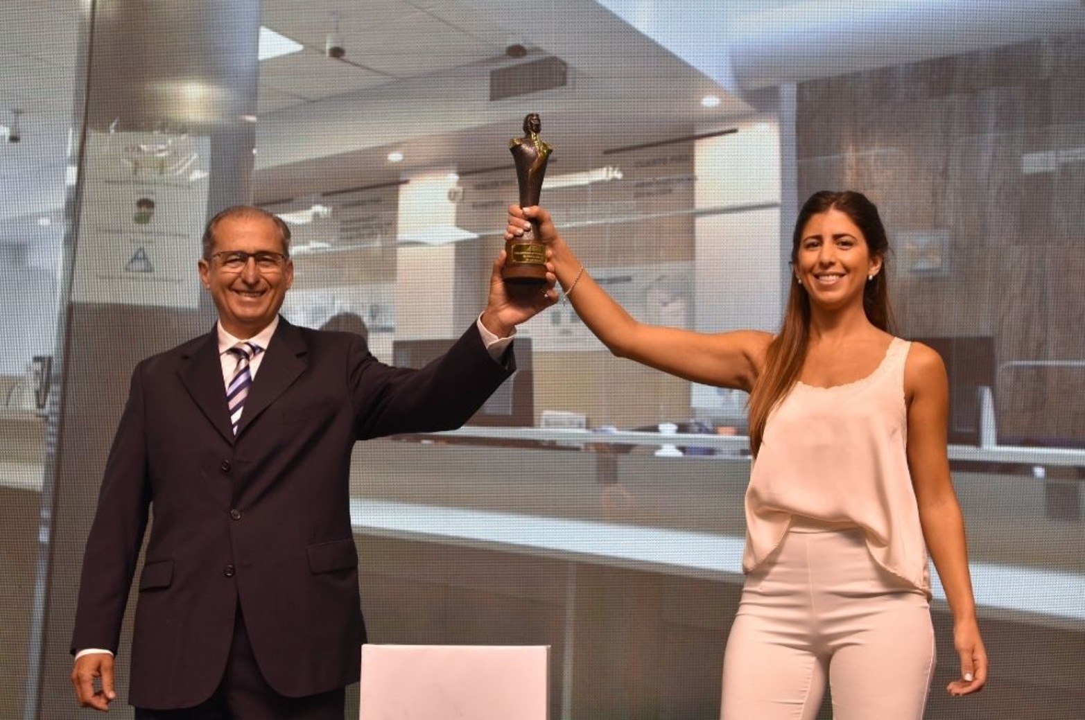 José Luis Sañudo y María Victoria Sañudo. Diagnóstico por Imágenes.