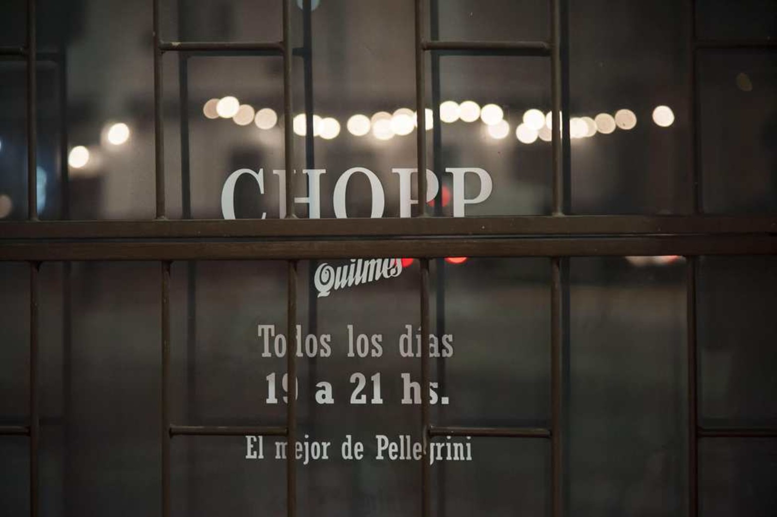 Blanco Hermanos. Ubicado en Pellegrini es uno de los bares pioneros en el rubro.