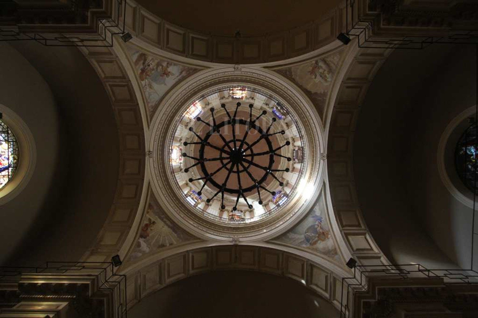 La cúpula del interior de la iglesia.