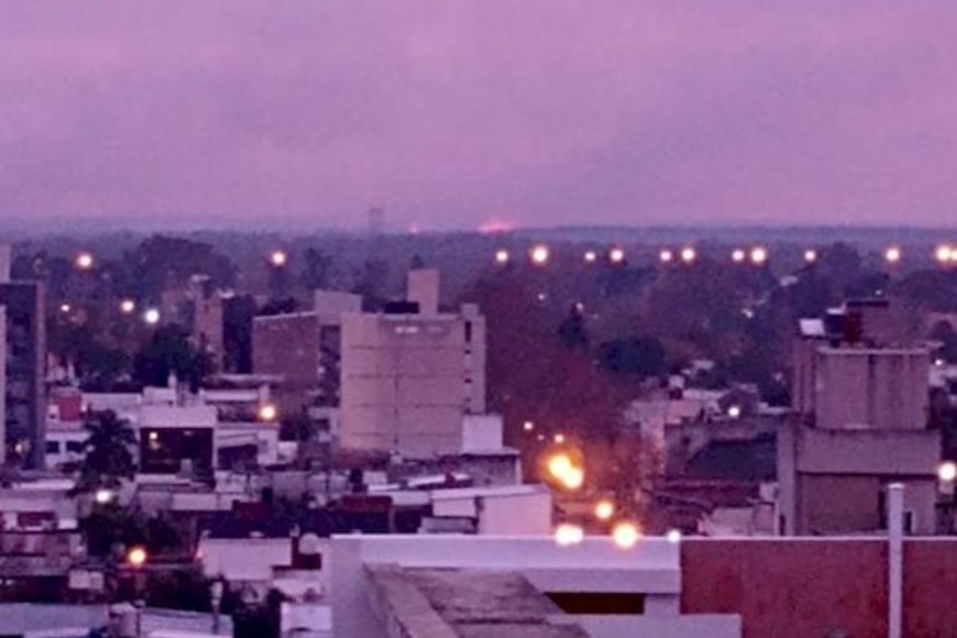 Quema de pastizales en zona de islas