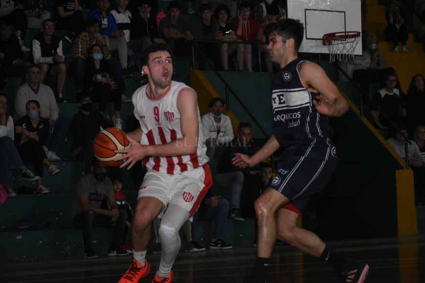 Final de básquet: Unión vs. Gimnasia