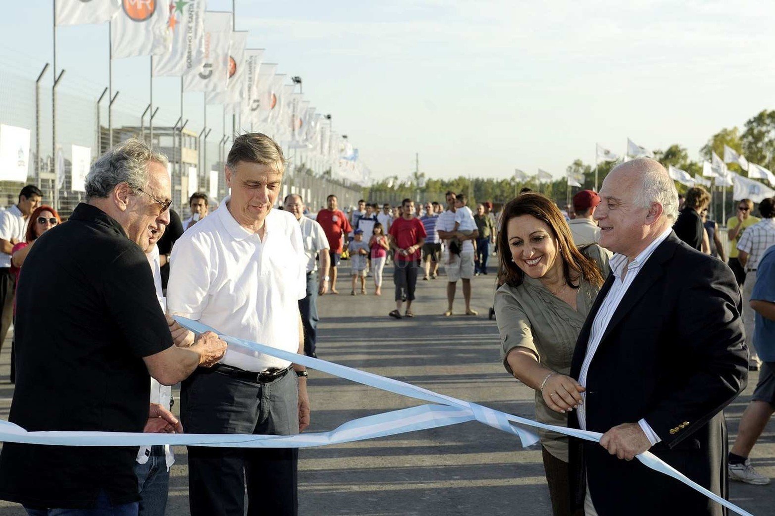 30 de noviembre de 2011.  En Rosario, en el autodromo junto a Hermes Binner y Mónica Fein.