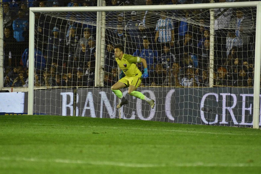 Otro amor uruguayo en Colón: Burian en fotos