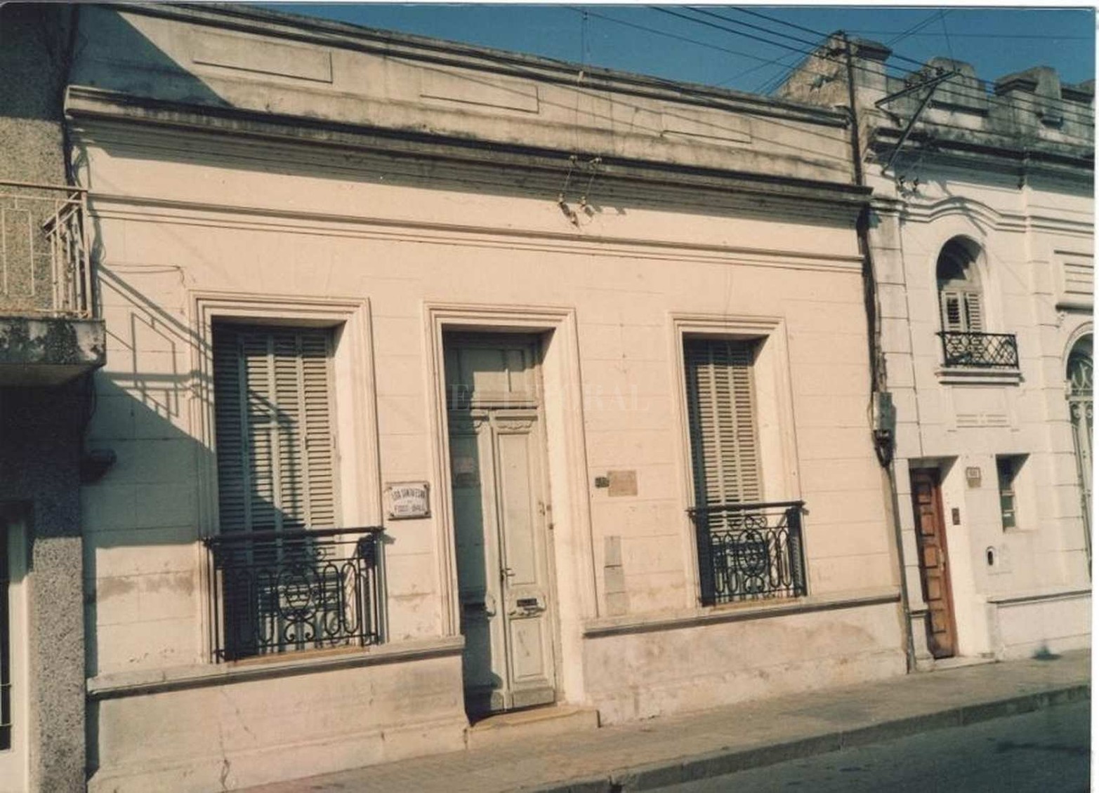 La Liga Santafesina de Fútbol cumplió 90 años de rica historia. La sede de Corrientes 3049.