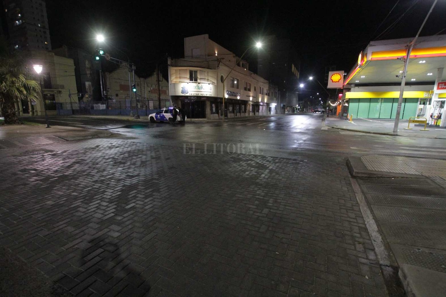 Rivadavia y boulevard Pellegrini.