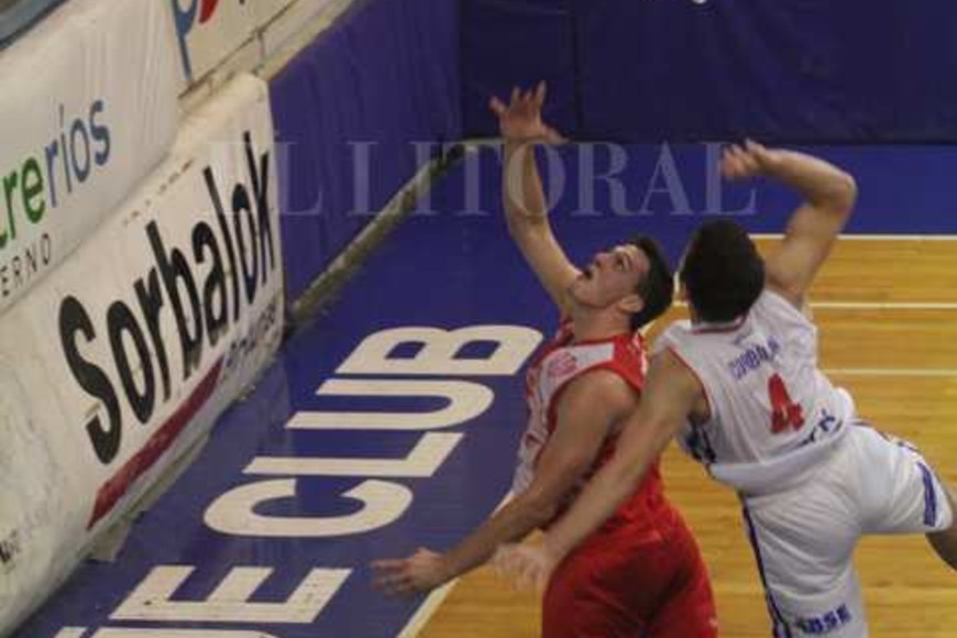 En Paraná, en básquet Unión pierde y gana