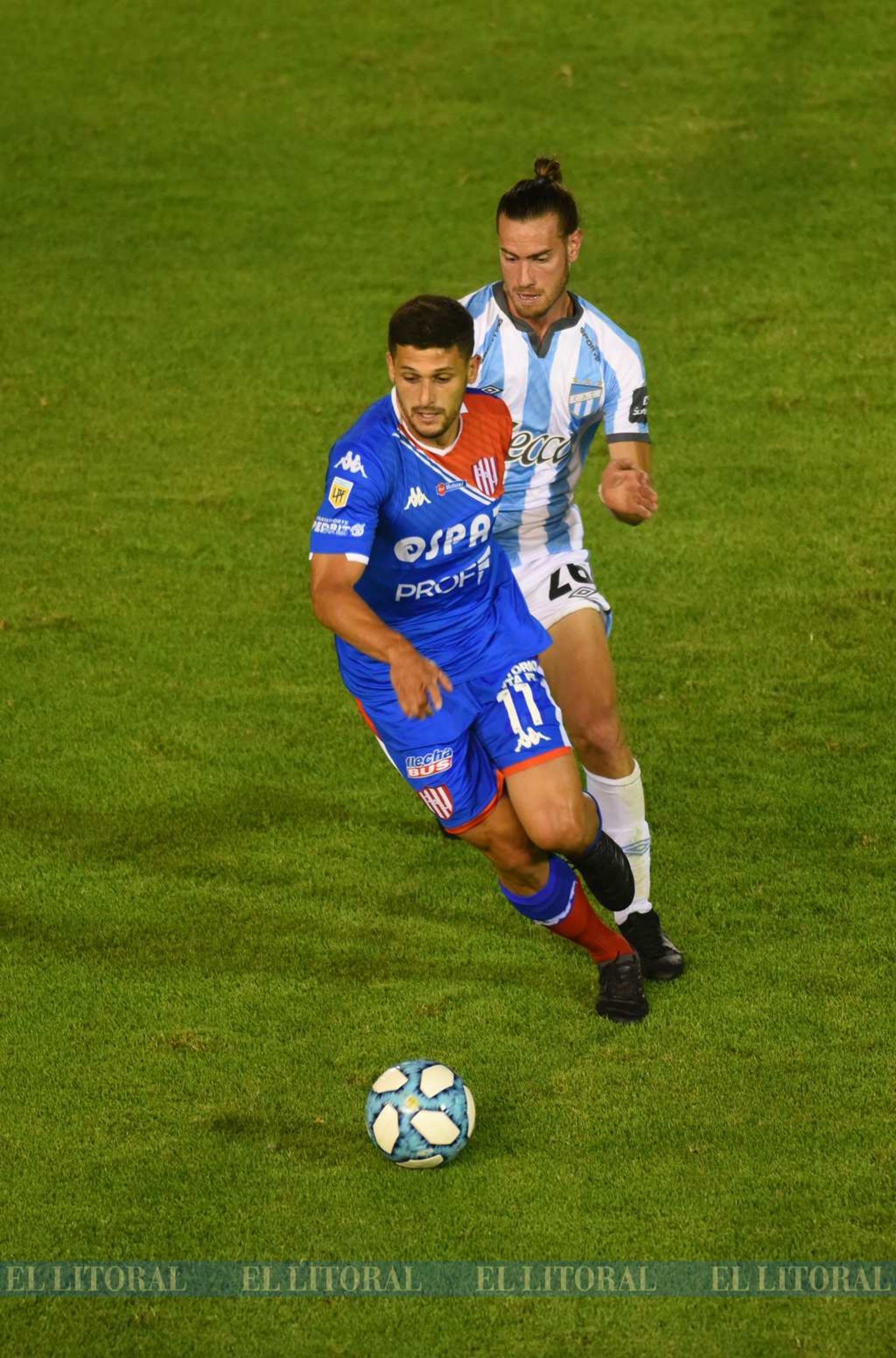 Unión sufrió su primera derrota en la Liga profesional al caer 3 a 1 contra Atlético Tucumán.