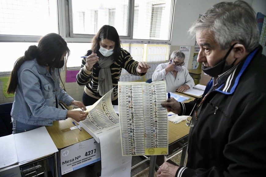 Elecciones Paso: Rosario vota, mirá las fotos