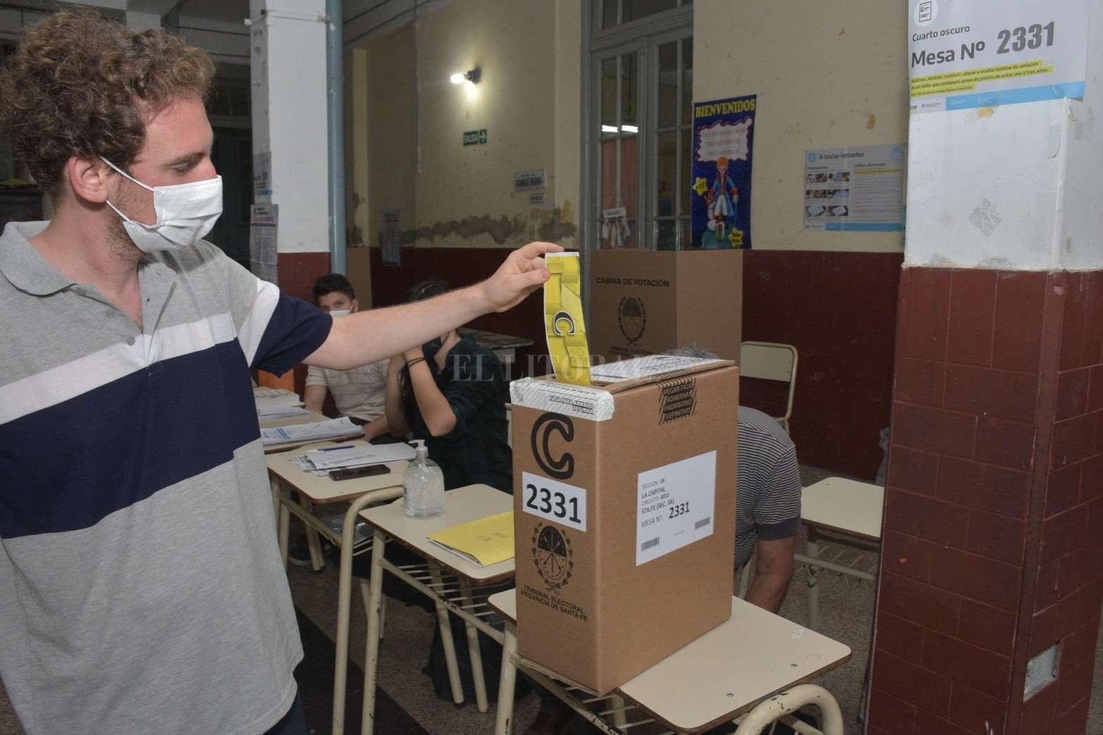 Armado de mesas y primeros votos de una jornada electoral 2021