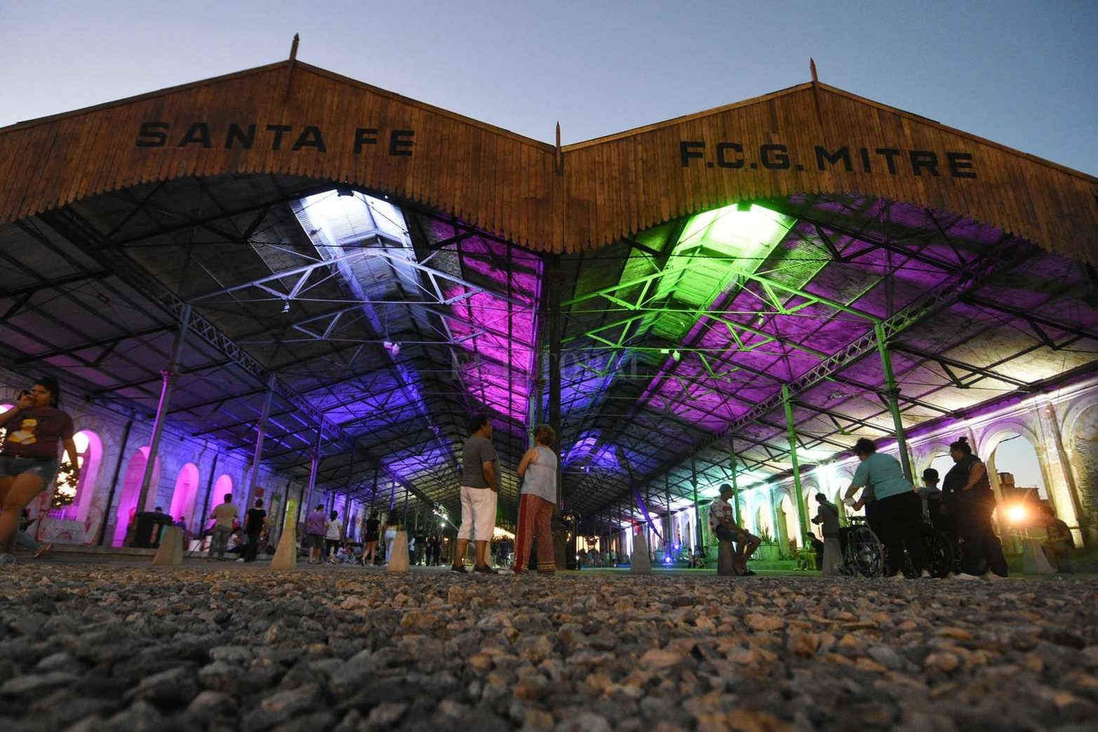 Espacio emblemático. Inauguraron la primera etapa de las refacciones en la Estación Mitre. El acto contó con la presencia del intendente Emilio Jatón y demás autoridades, como también representantes de las distintas instituciones involucradas en dicho espacio.