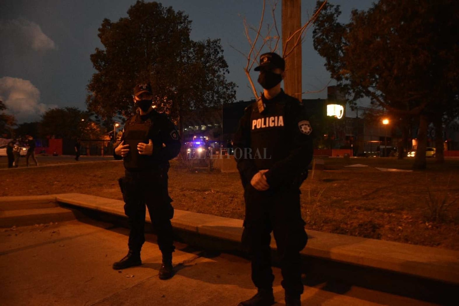 El operativo en la cancha de Colón.