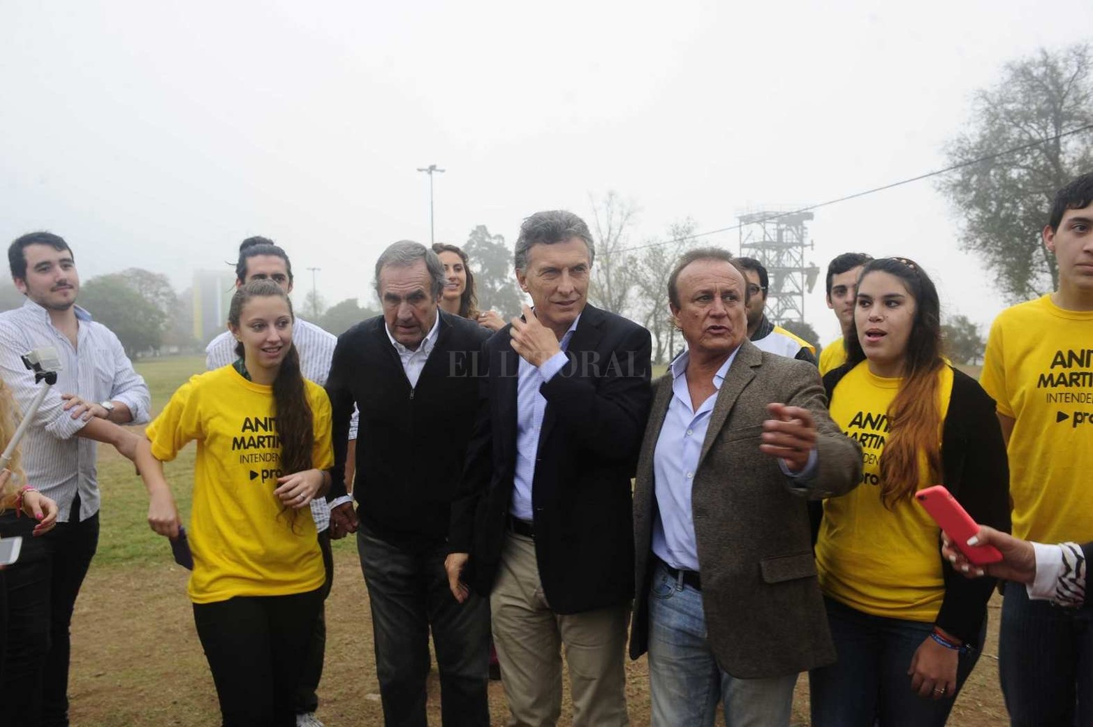 5 de junio de 2015. Mauricio Macri anuncia en Rosario que Reutemann será su candidato a senador nacional por Santa Fe para las elecciones de ese año.