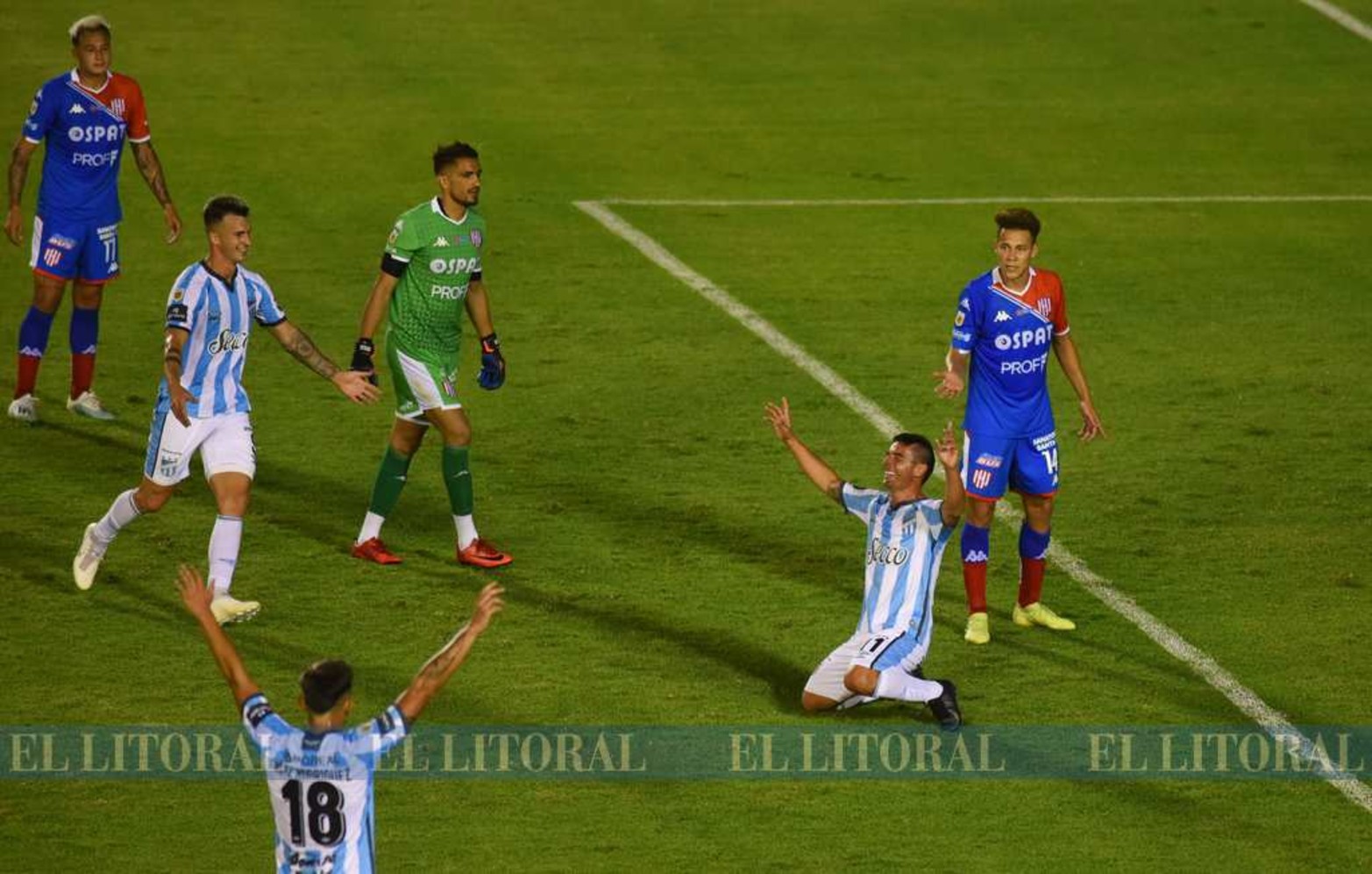 Unión sufrió su primera derrota en la Liga profesional al caer 3 a 1 contra Atlético Tucumán.