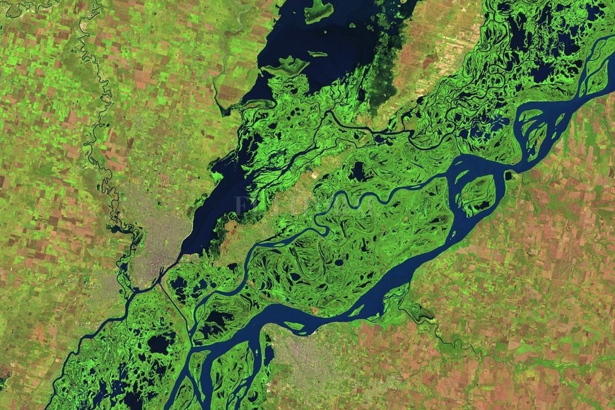 Imágenes del satélite Landsat: la crecida de 1992 y la bajante de 2021
