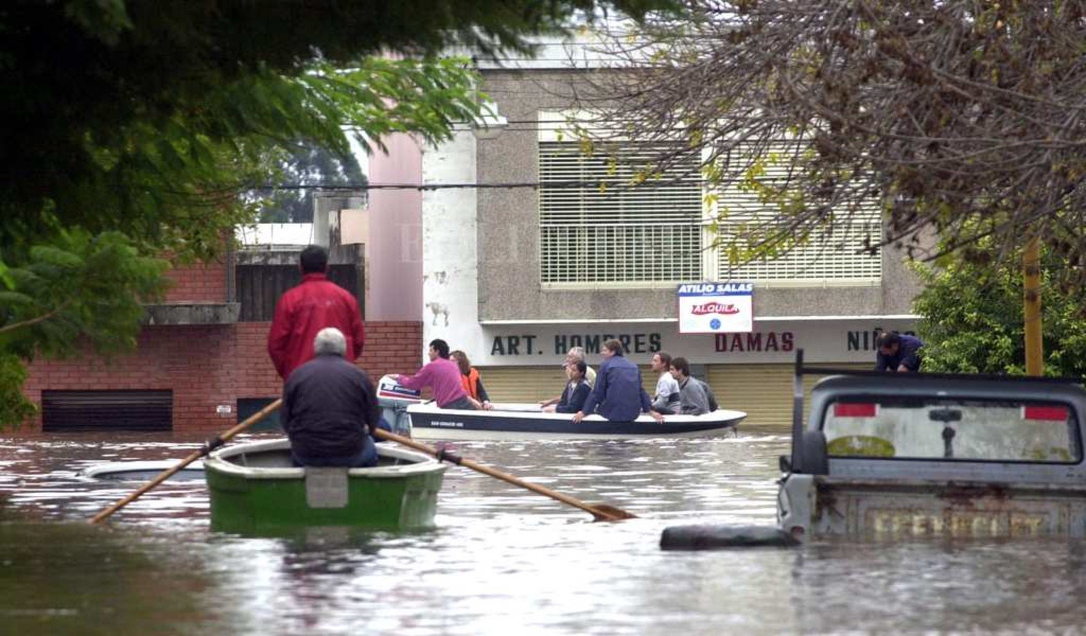 Barrio Centenario, sobre calle Zavalla.
