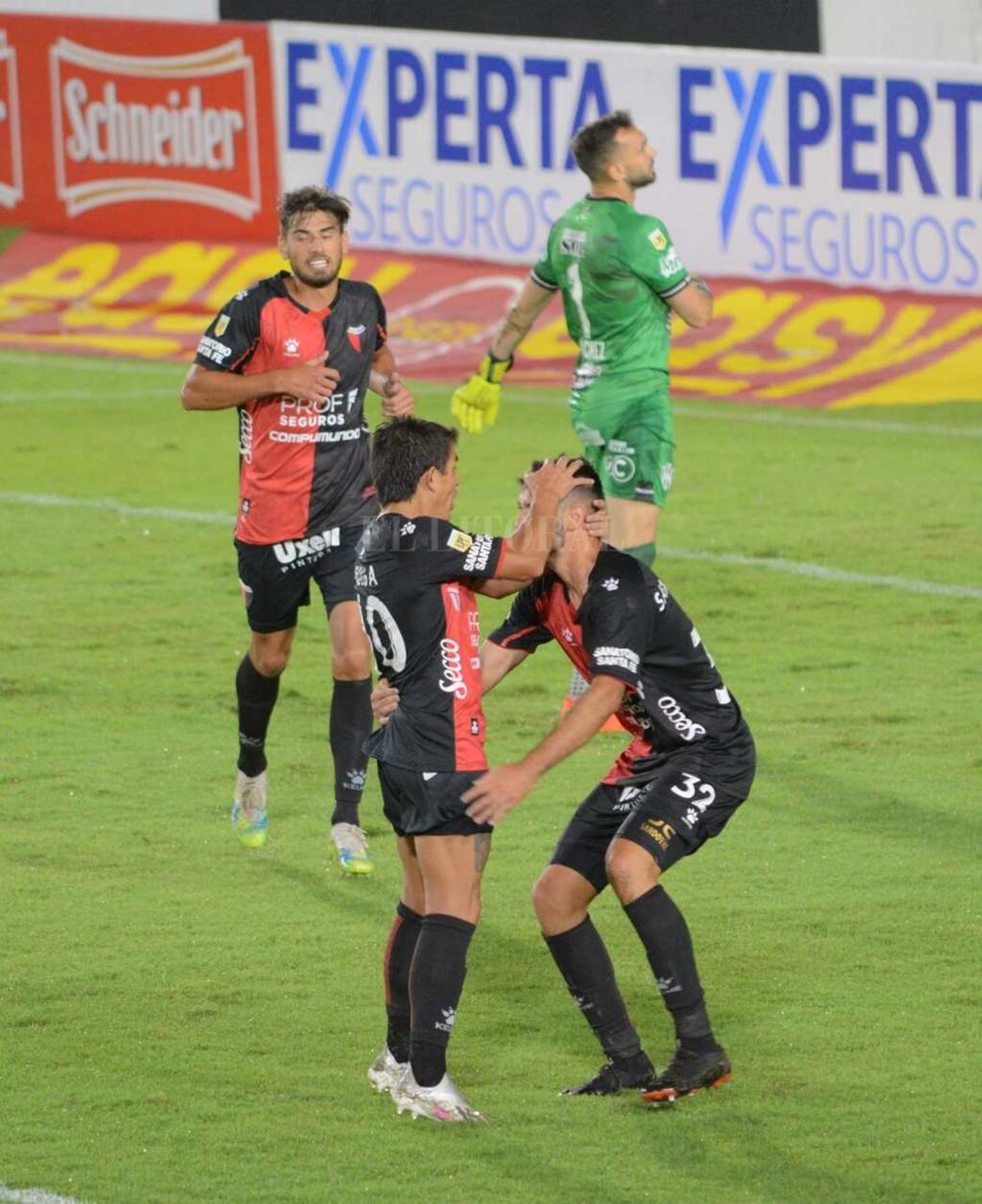De visitante, Colón venció a Central Córdoba en Santiago del Estero.