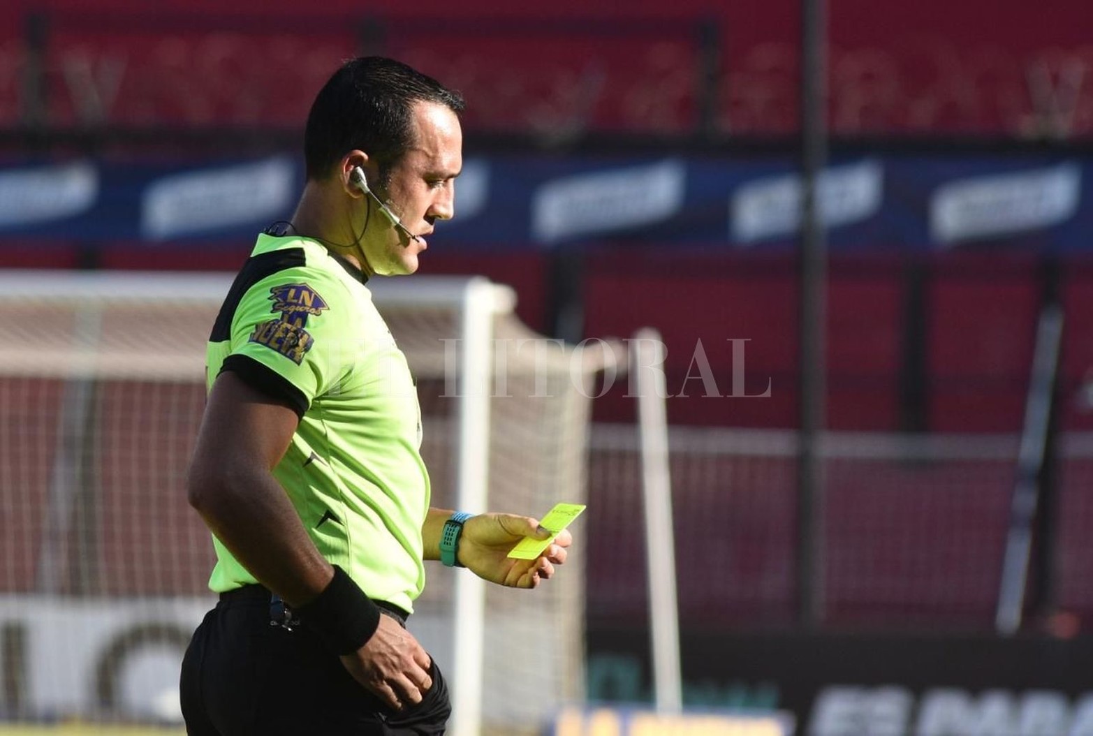 Colón empató 0 a 0 con Argentino y sigue invicto y puntero en el torneo de la liga profesional de fútbol.