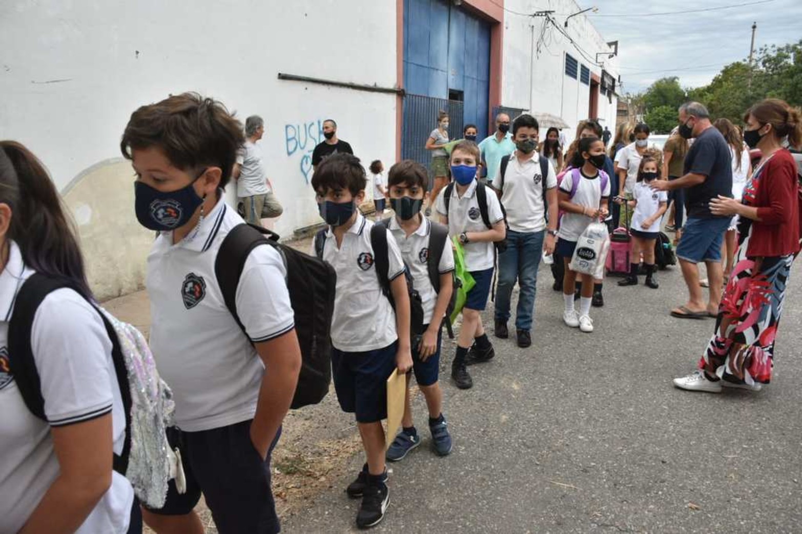 El ingreso en el colegio Argentino Hispano Nuestra Señora de Covadonga.