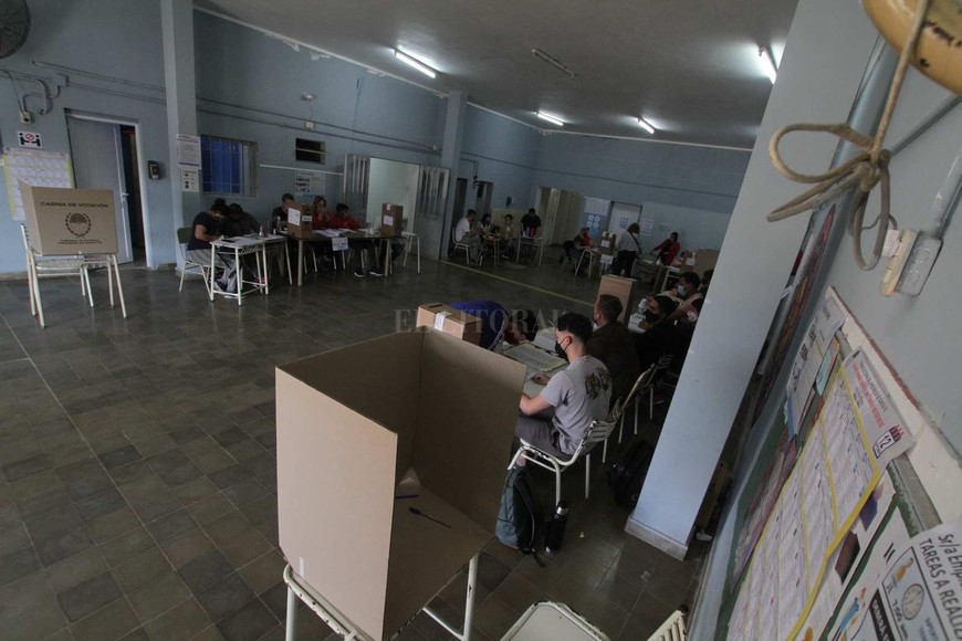 Elecciones Paso: Colastiné Sur tuvo un centro de votación por primera vez