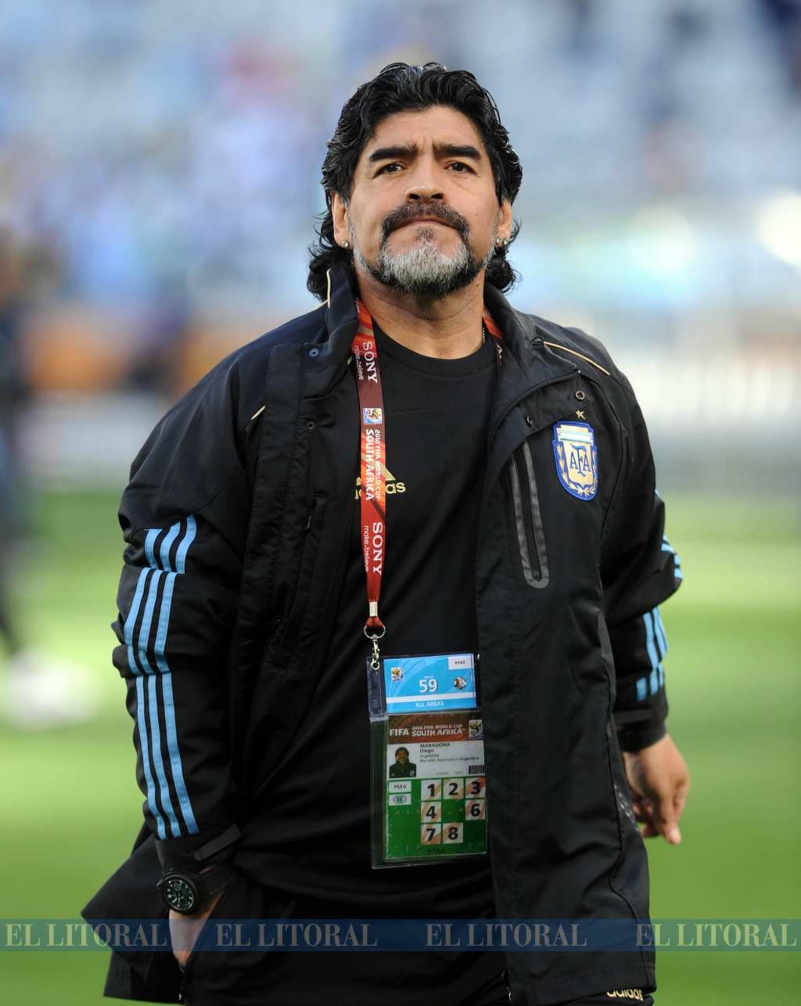 Como DT de Gimnasia y Esgrima de la Plata. Su último vínculo adentro de la cancha.